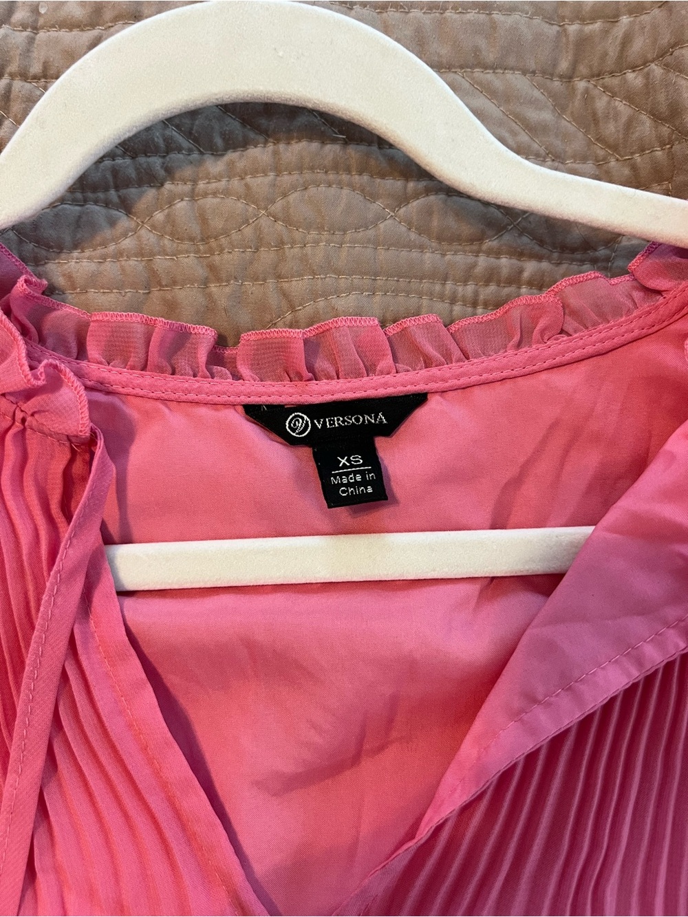 Versona Pink Pleated Flutter-Sleeve Tie-Neck Blouse - Picture 3 of 3